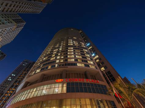 crowne plaza quezon city.